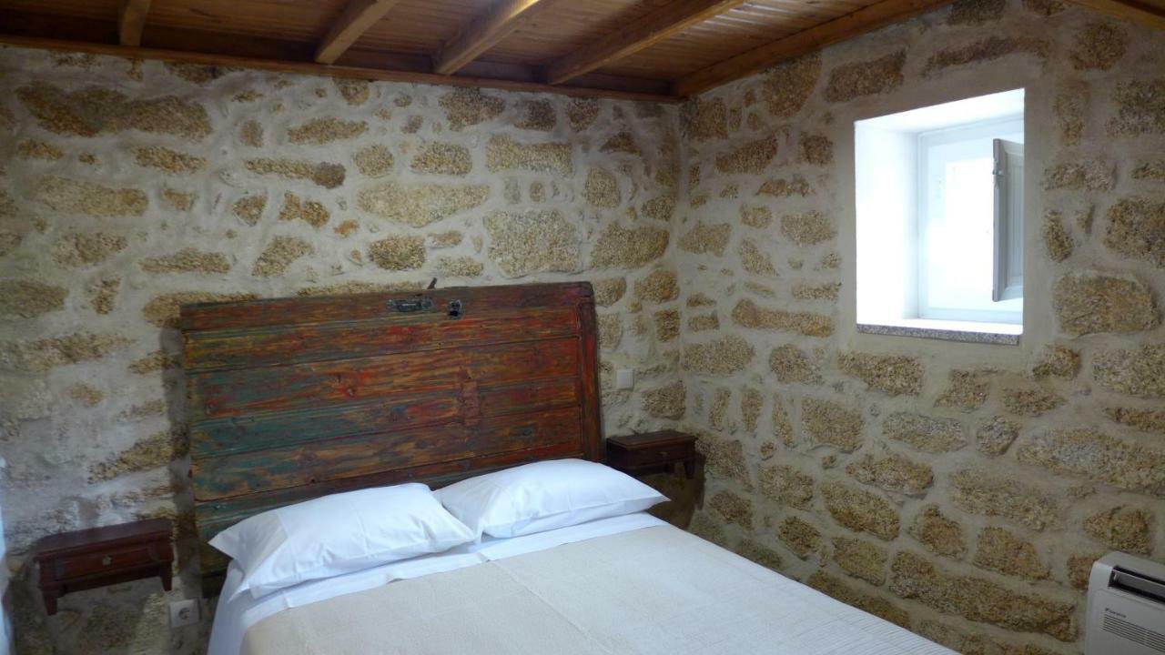Casas Da Villa - Monsanto - Oliveira E Videira Relva  Buitenkant foto