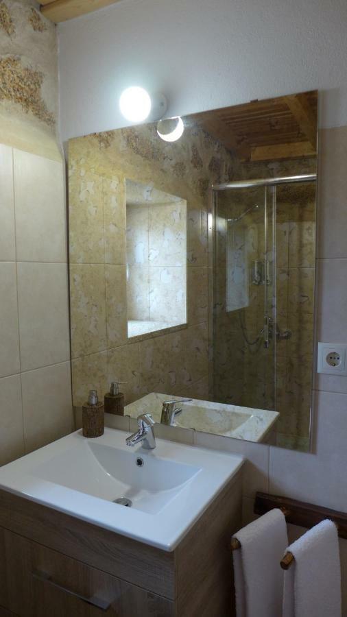 Casas Da Villa - Monsanto - Oliveira E Videira Relva  Buitenkant foto