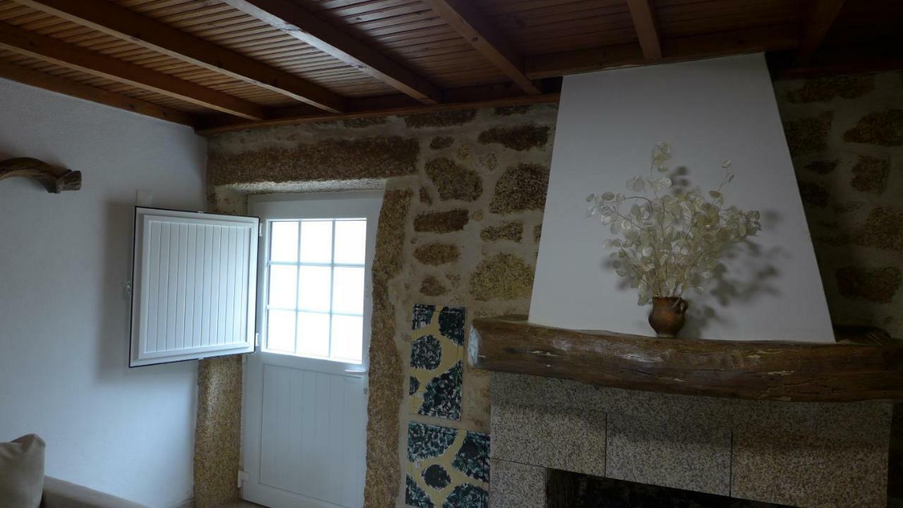 Casas Da Villa - Monsanto - Oliveira E Videira Relva  Buitenkant foto